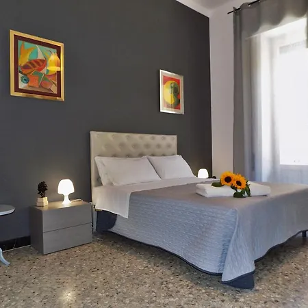 Homestay Seaside House *